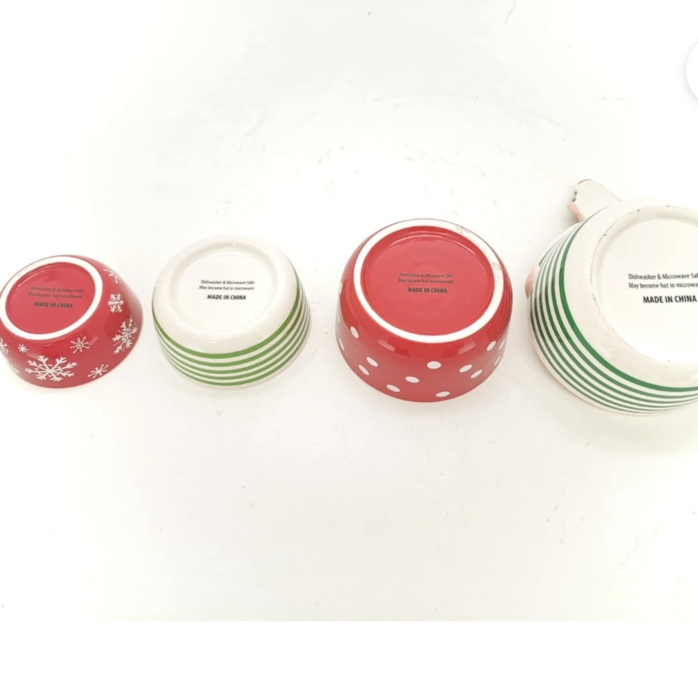 Holiday Time Elf Measuring Cups. - Picture 3 of 8